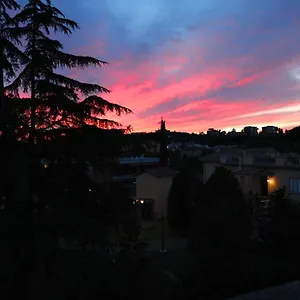 Appartamento Mercedes, Roma